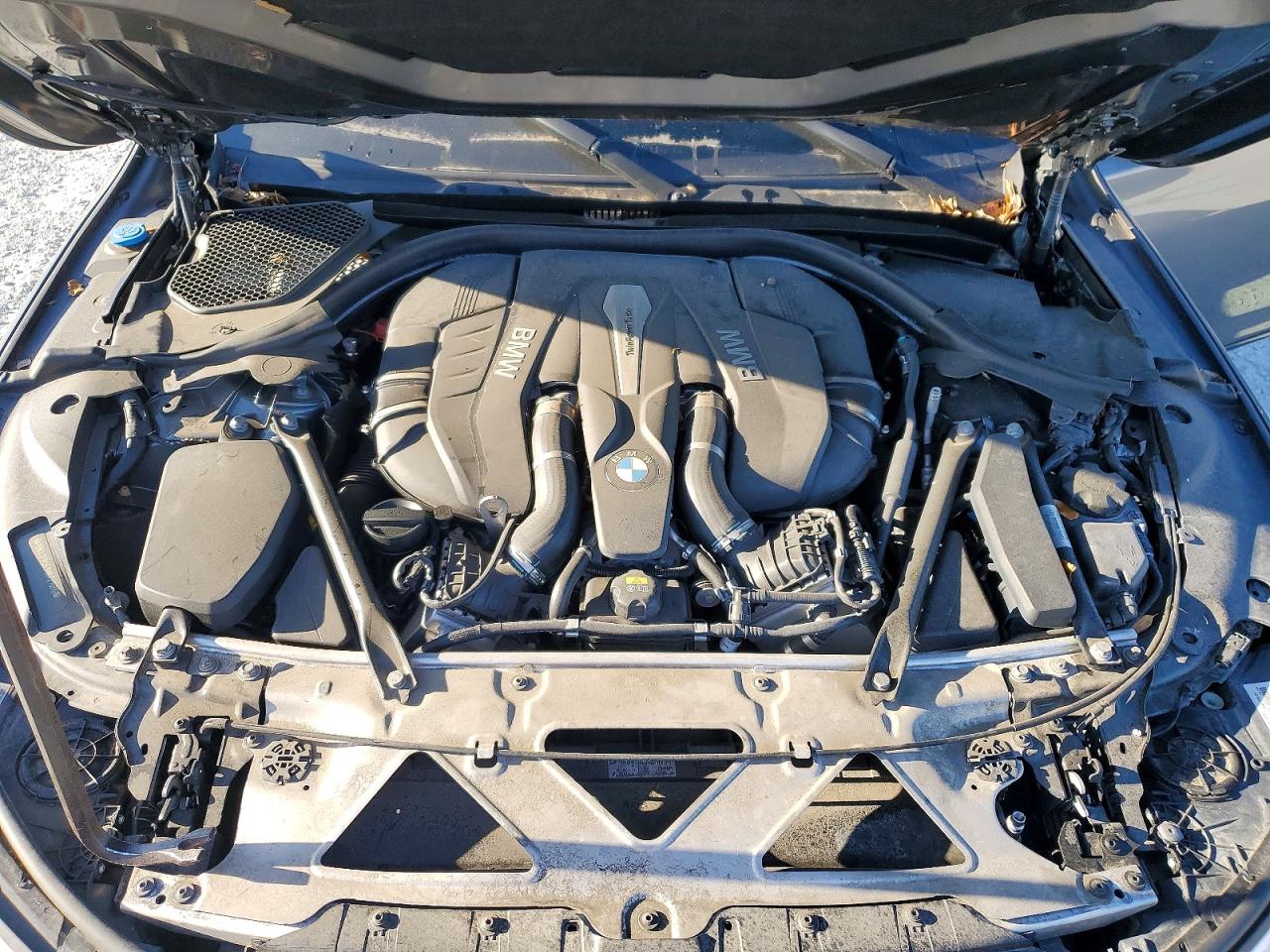 BMW 7 Series Xi