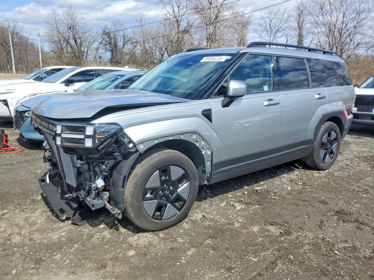 Salvage Hyundai SANTA FE Image