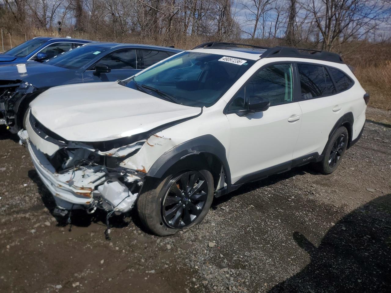 Salvage Subaru Outback Image