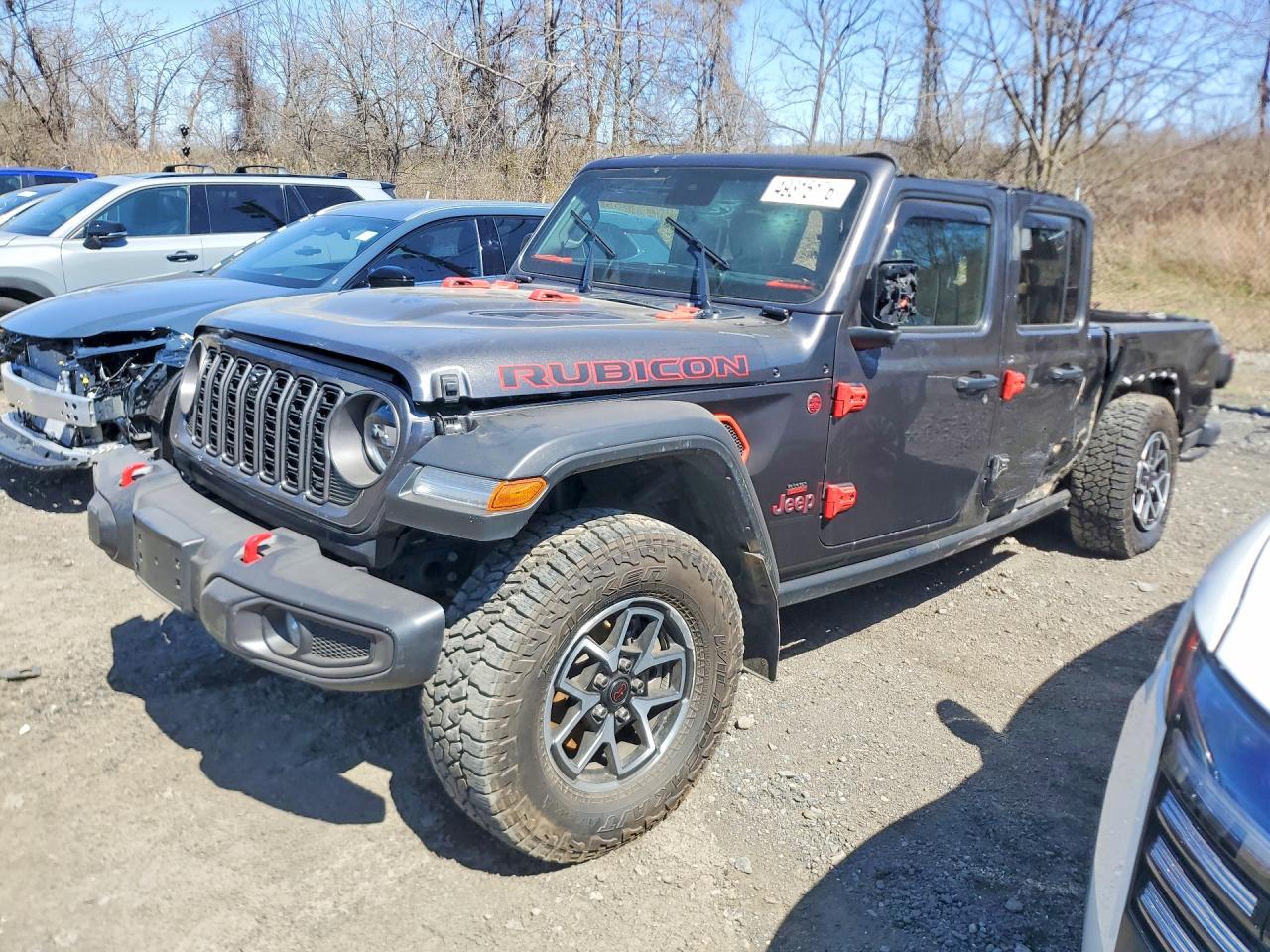 Salvage Jeep Gladiator Image