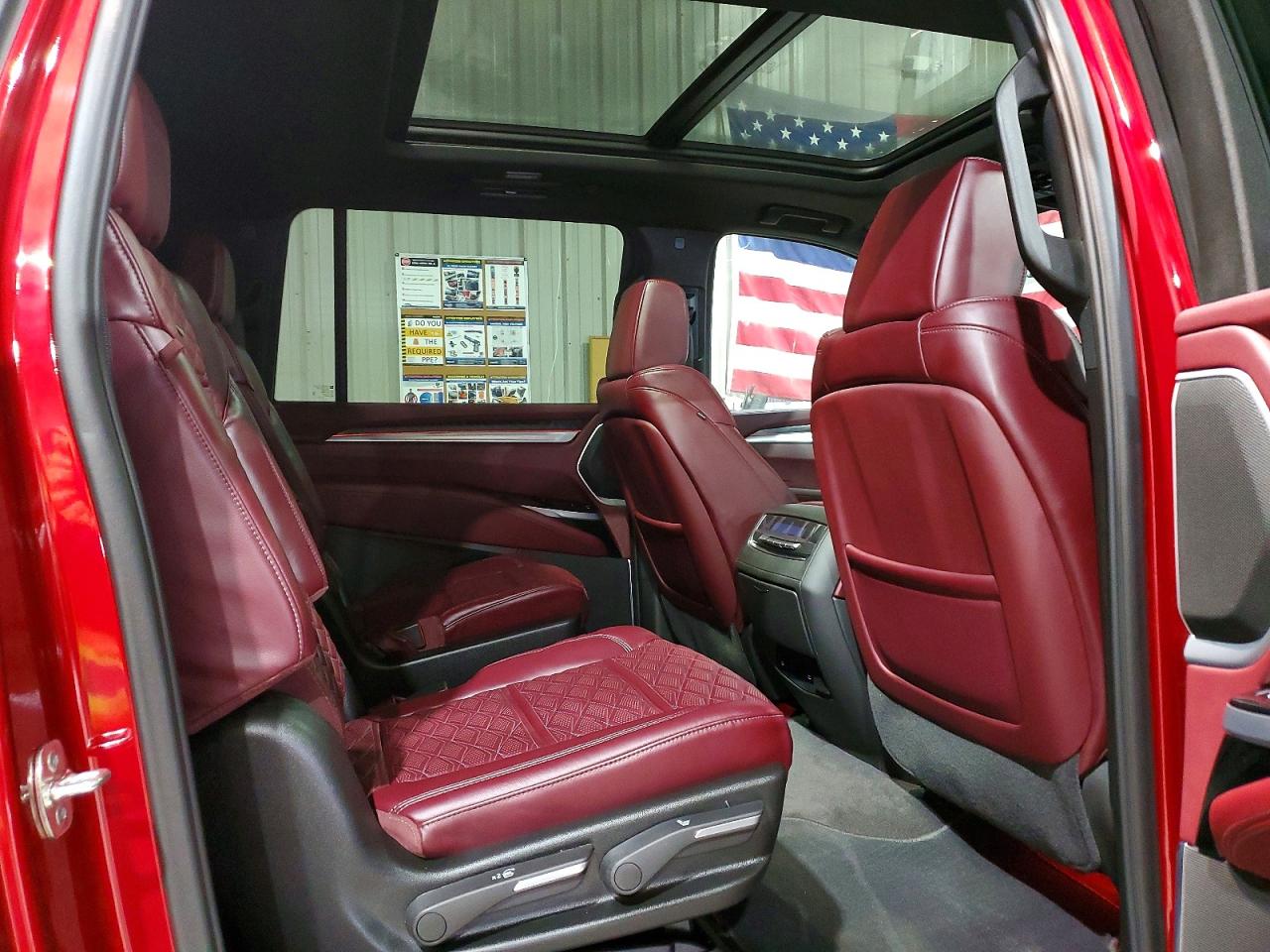 Cadillac Escalade Esv Luxury