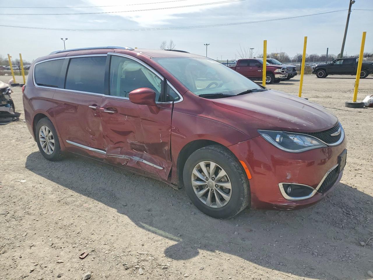 Chrysler Pacifica Touring L