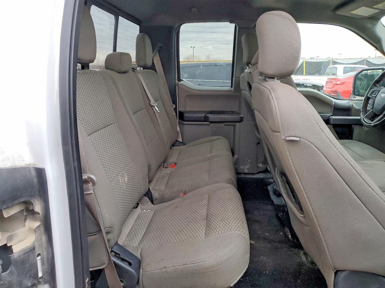 Ford F-150 Super Cab