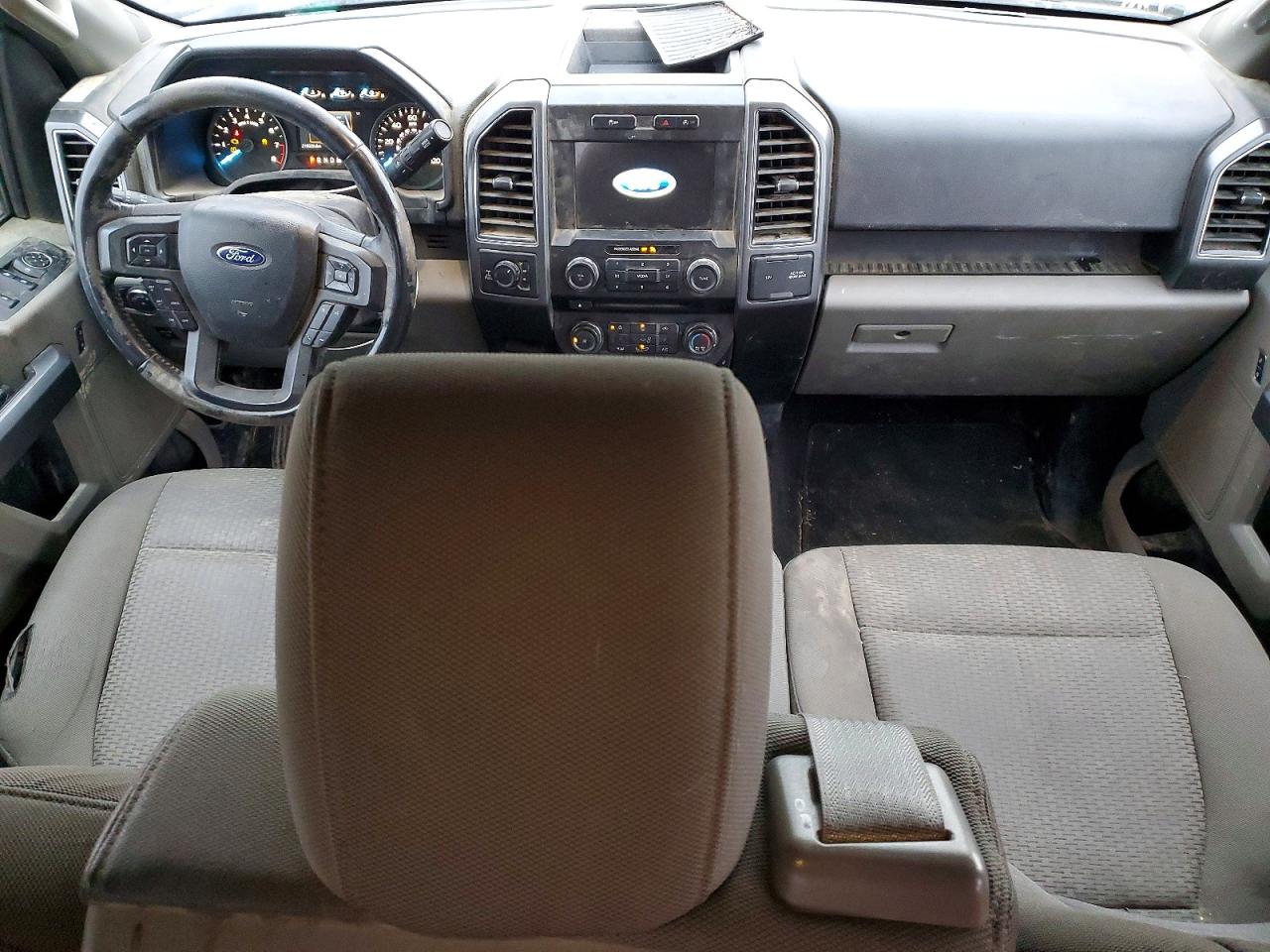 Ford F-150 Super Cab