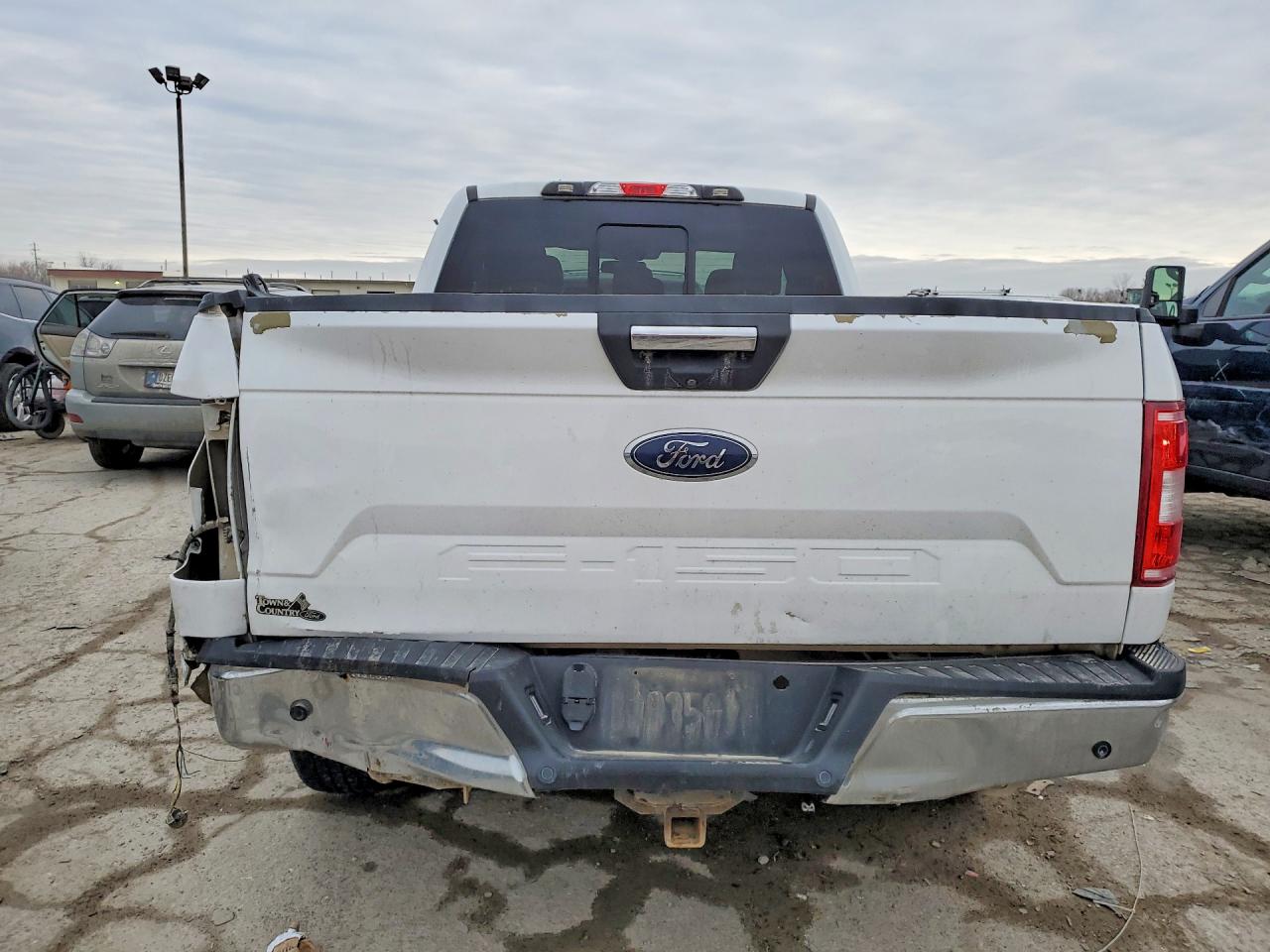 Ford F-150 Super Cab