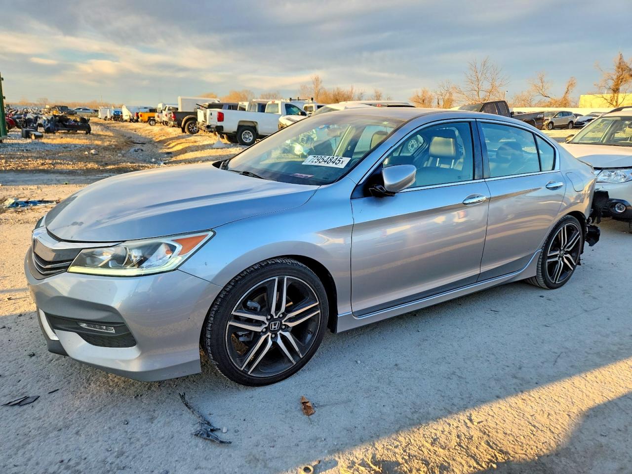 Salvage Honda Accord Image