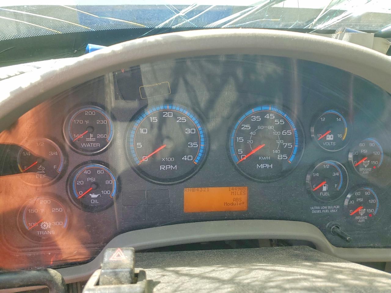International 7000 7300