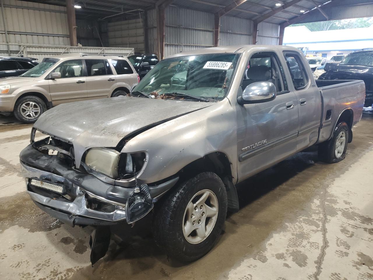 Salvage Toyota Tundra Image