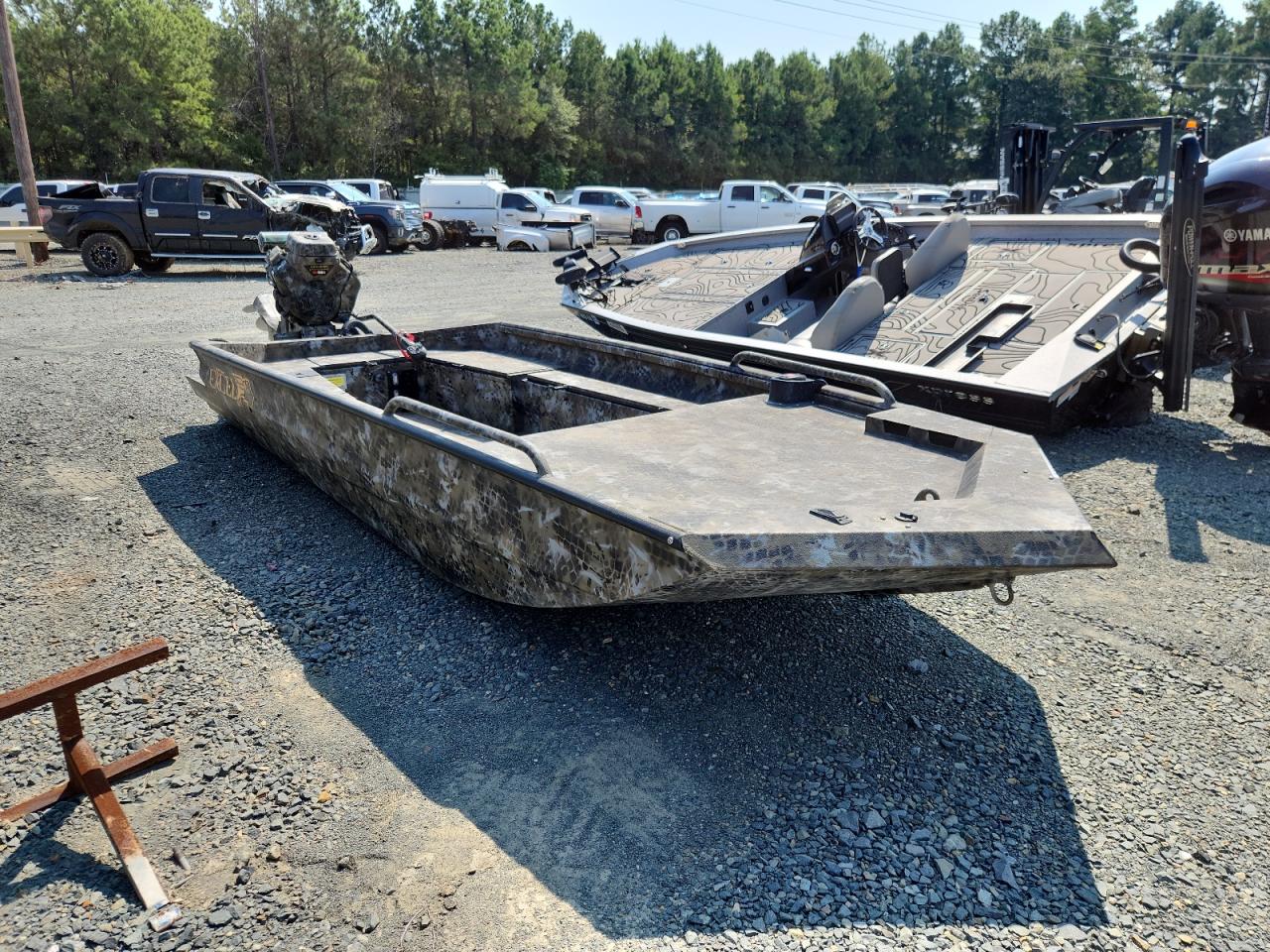 Salvage Exce Boat Image