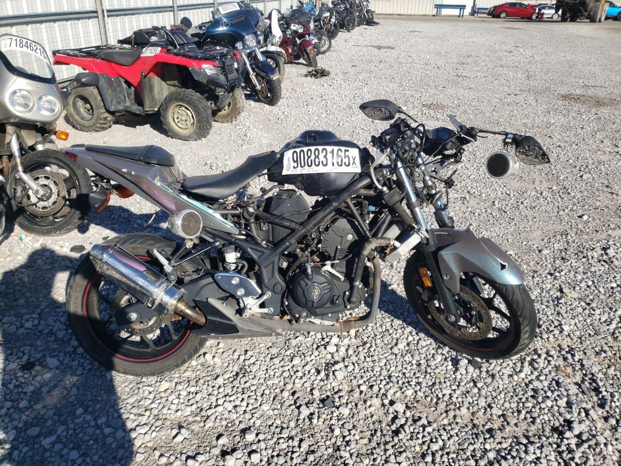 Salvage Yamaha Yzf600 Image