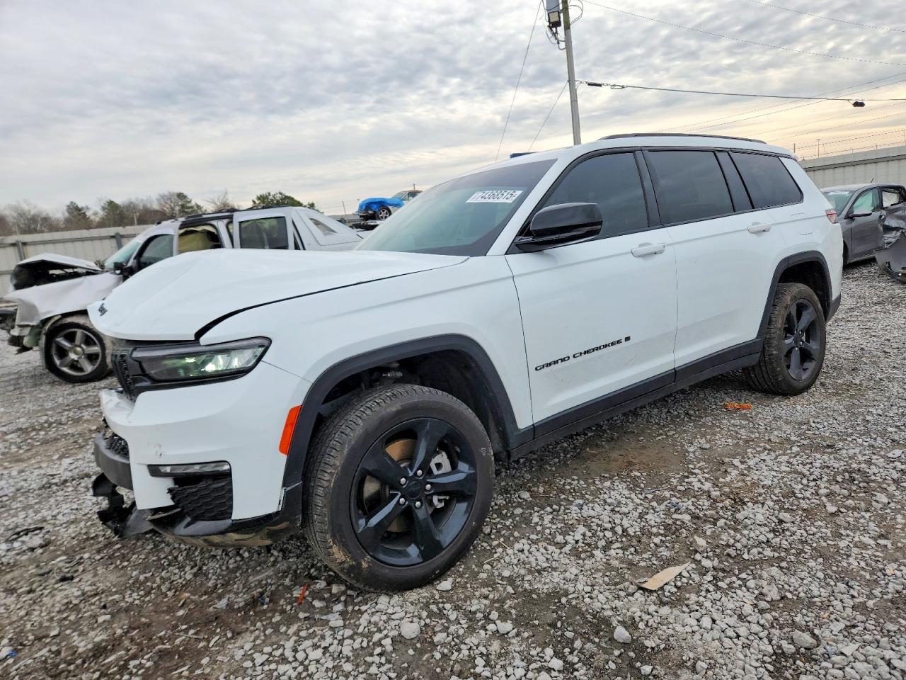 Salvage Jeep Grand Cherokee Image