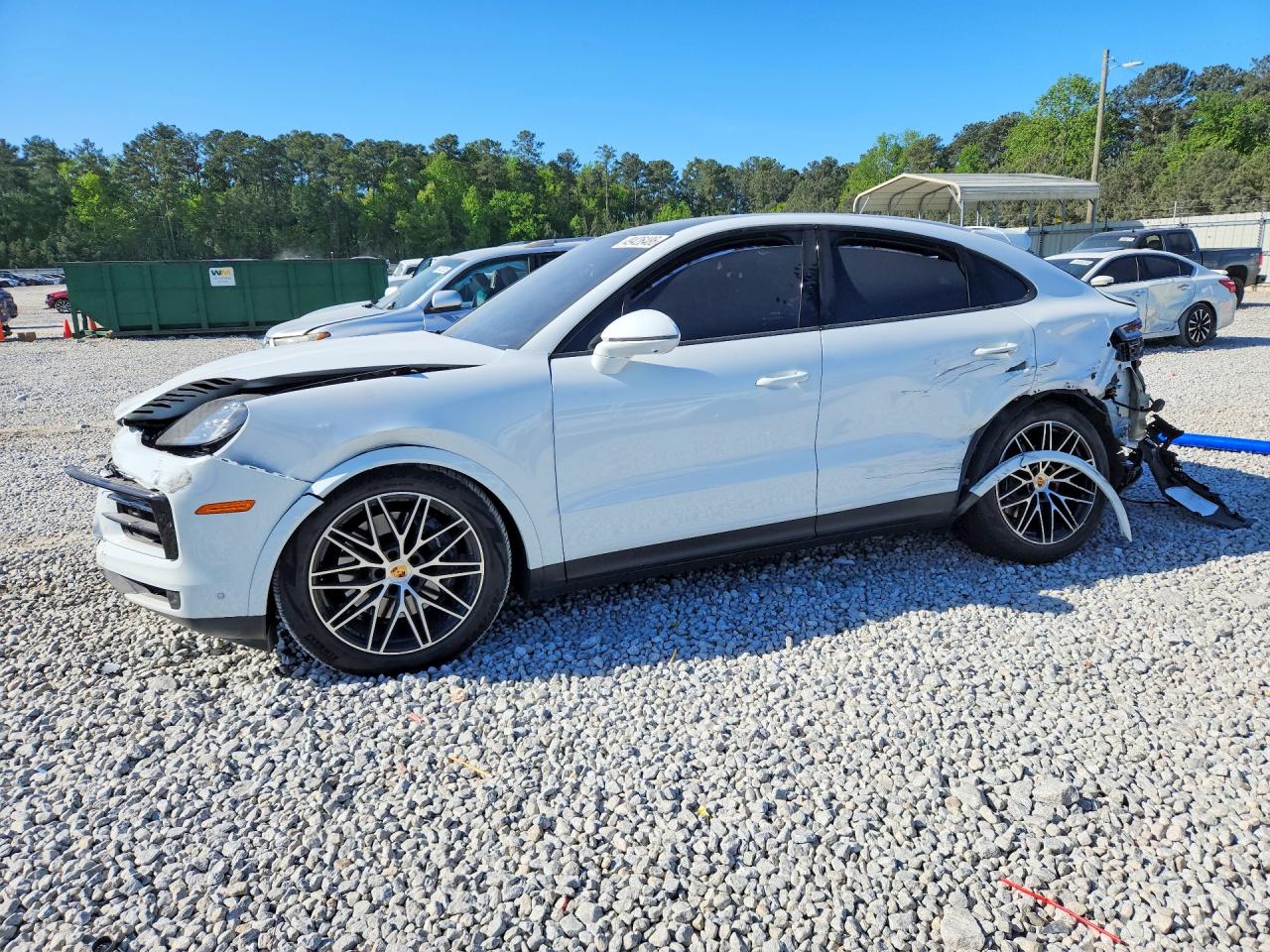 Salvage Porsche Cayenne Image