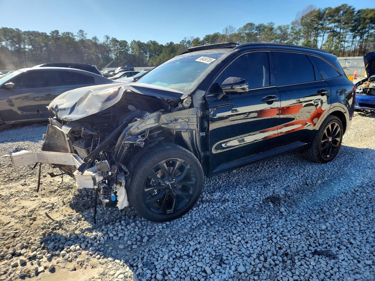 Salvage Kia Sorento Image