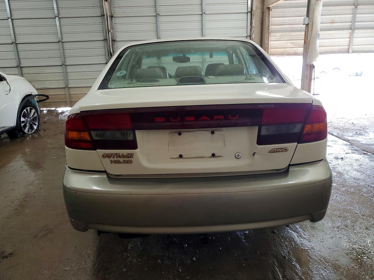 Subaru Legacy Outback 3.0 H6