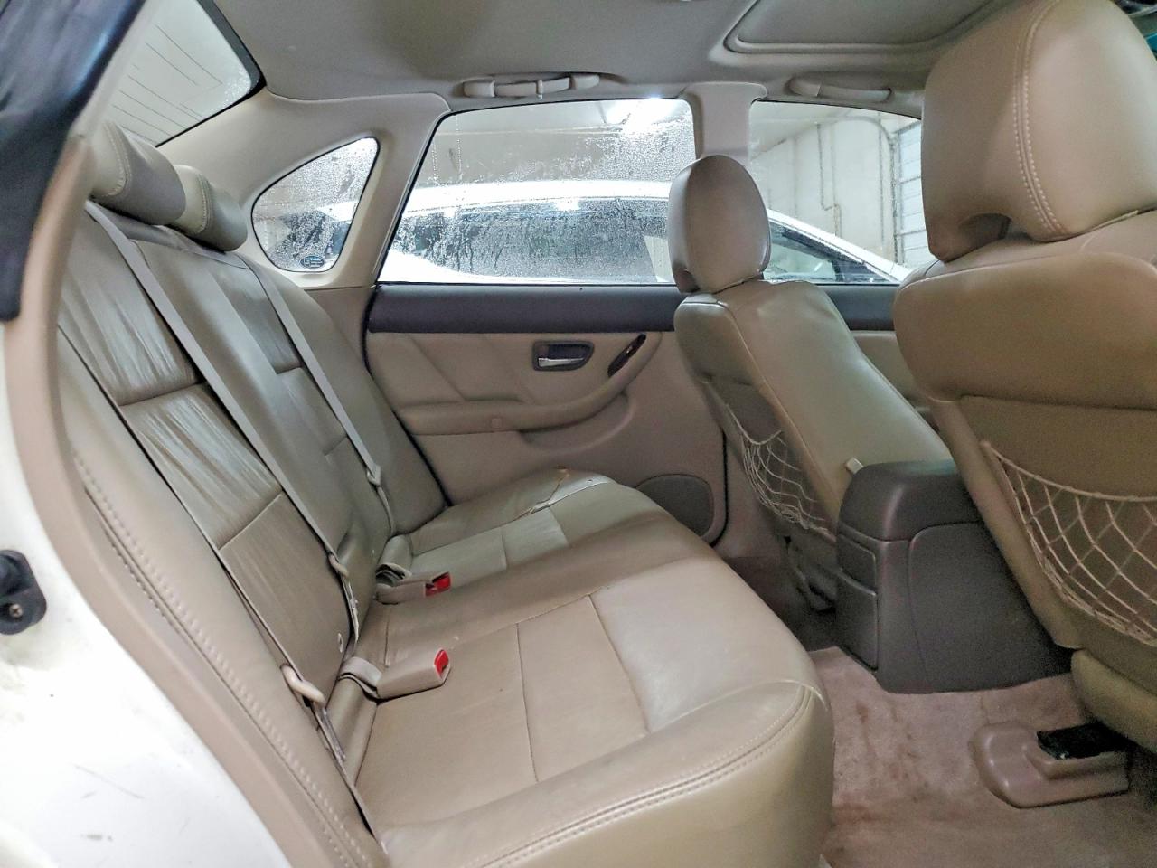 Subaru Legacy Outback 3.0 H6