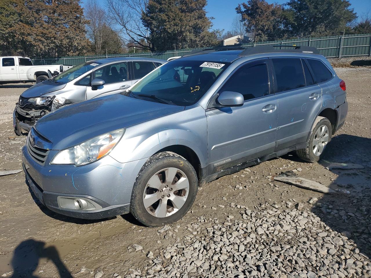 Salvage Subaru Outback Image