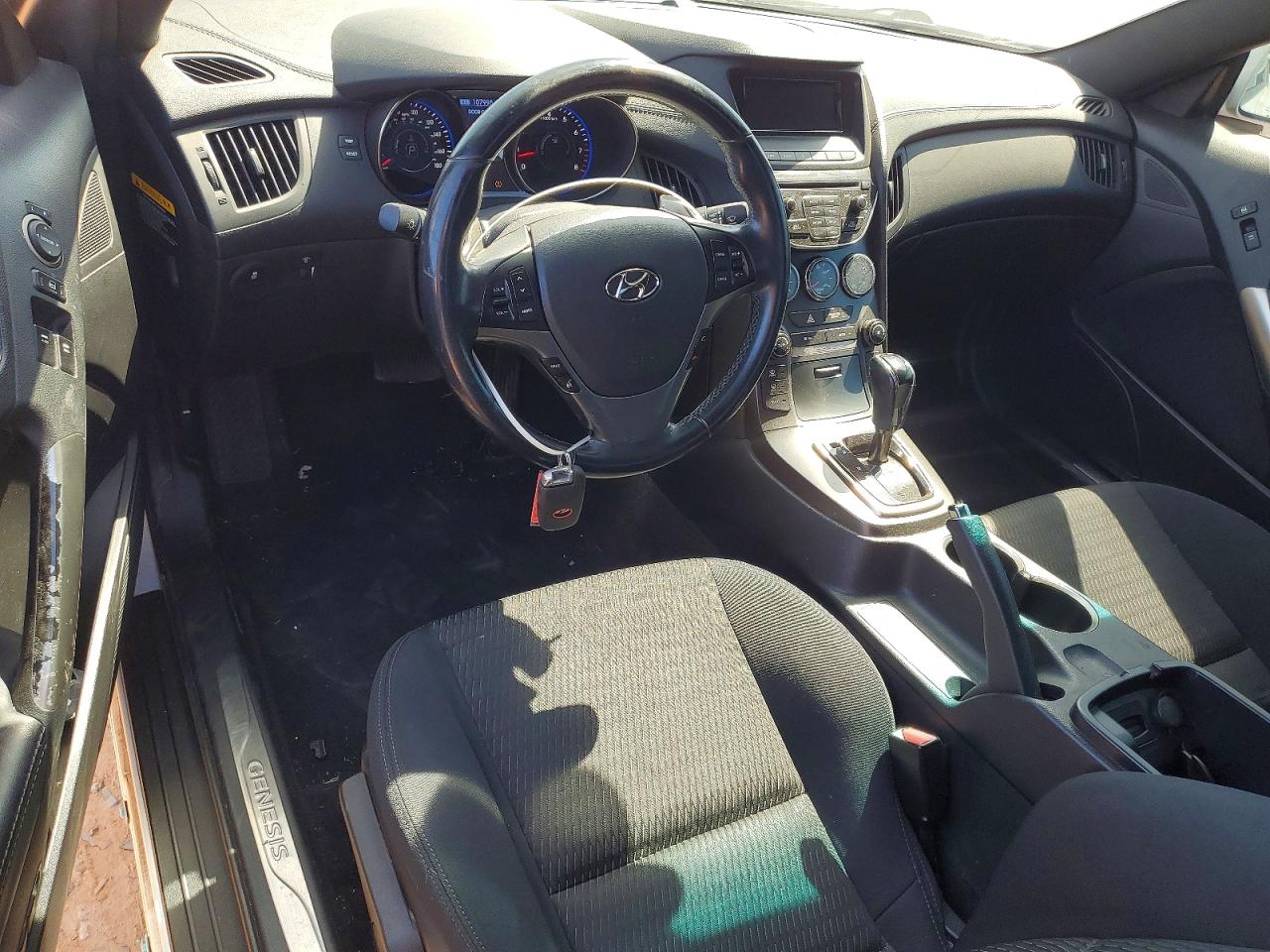 Hyundai Genesis 3.8