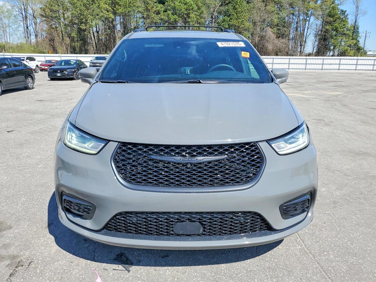 Chrysler Pacifica Limited