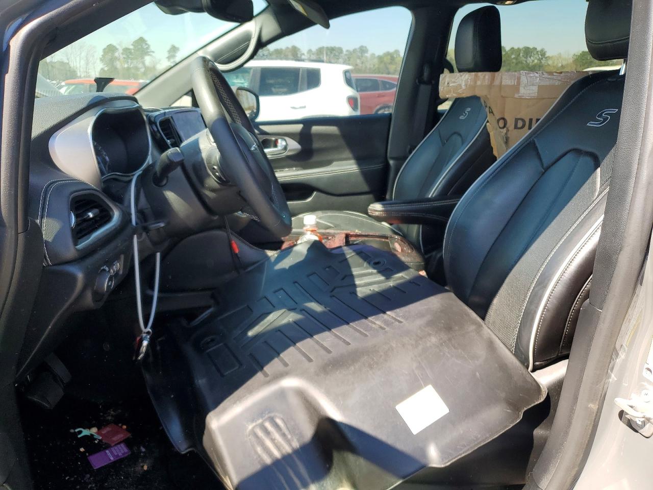 Chrysler Pacifica Limited