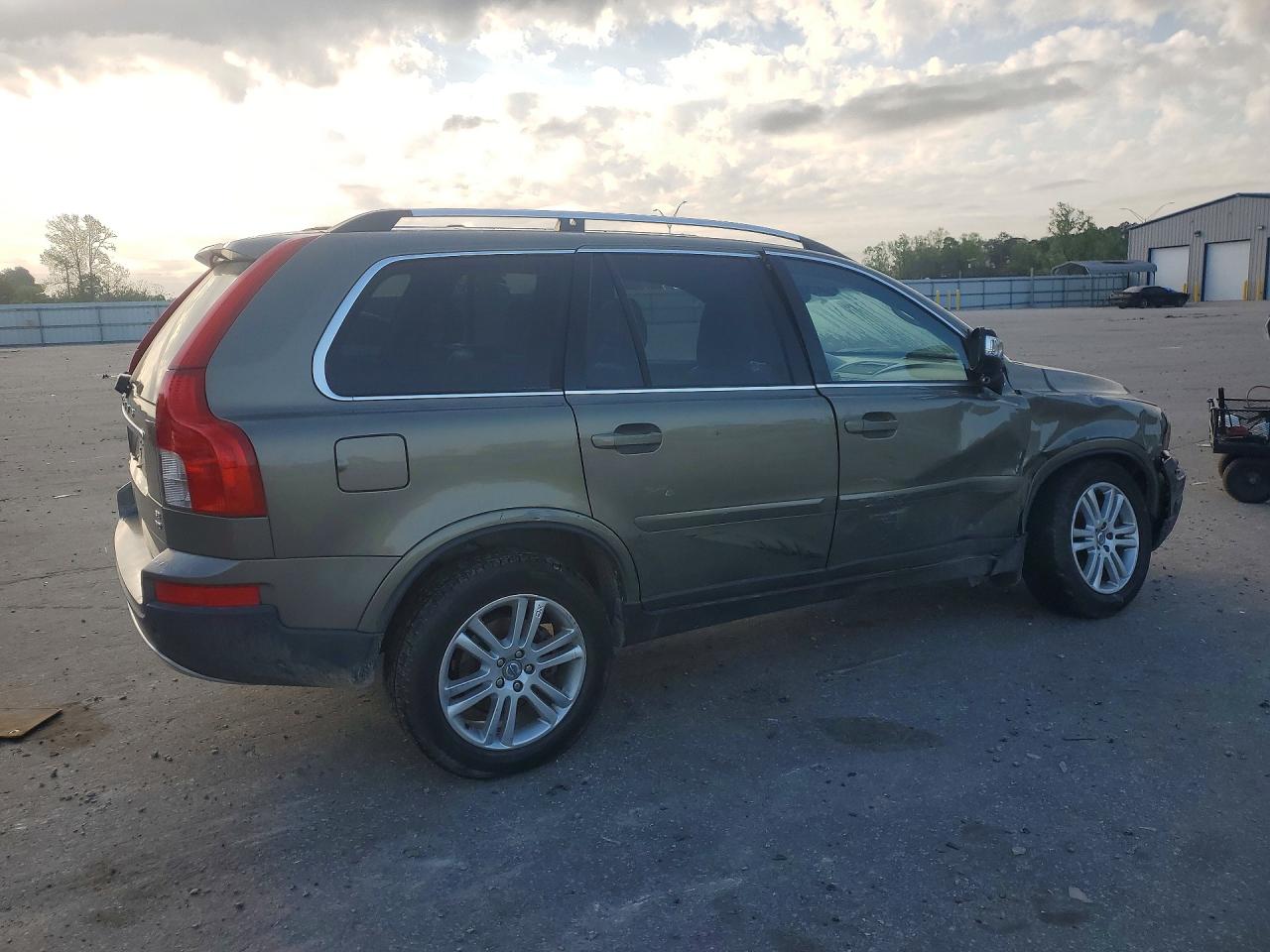 Volvo XC90 3.2