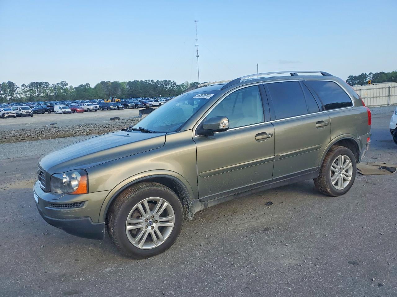 Salvage Volvo XC90 Image