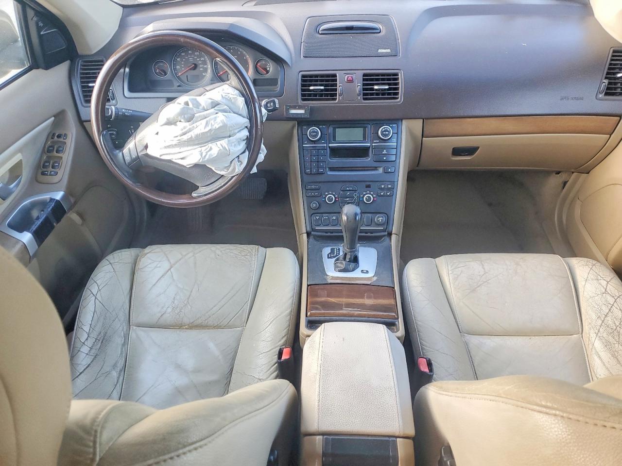 Volvo XC90 3.2