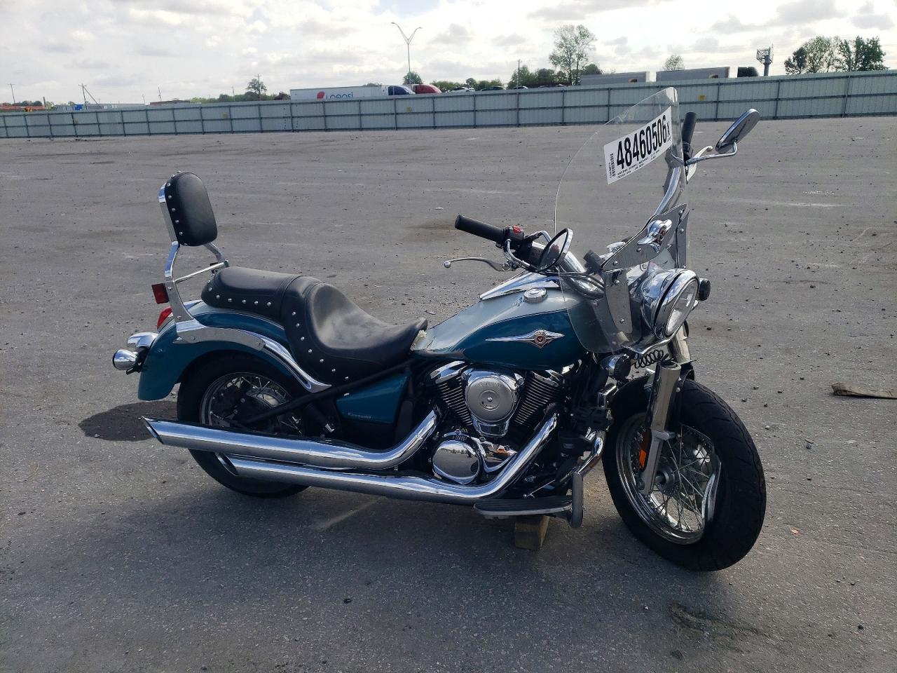 Salvage Kawasaki Vulcan 900 Image