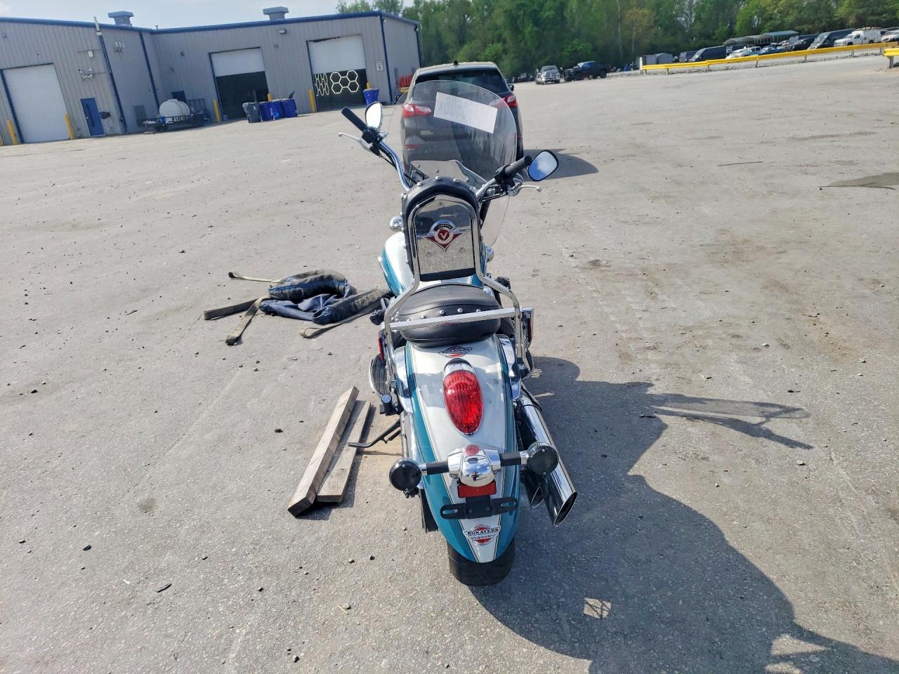 Kawasaki Vulcan 900 D