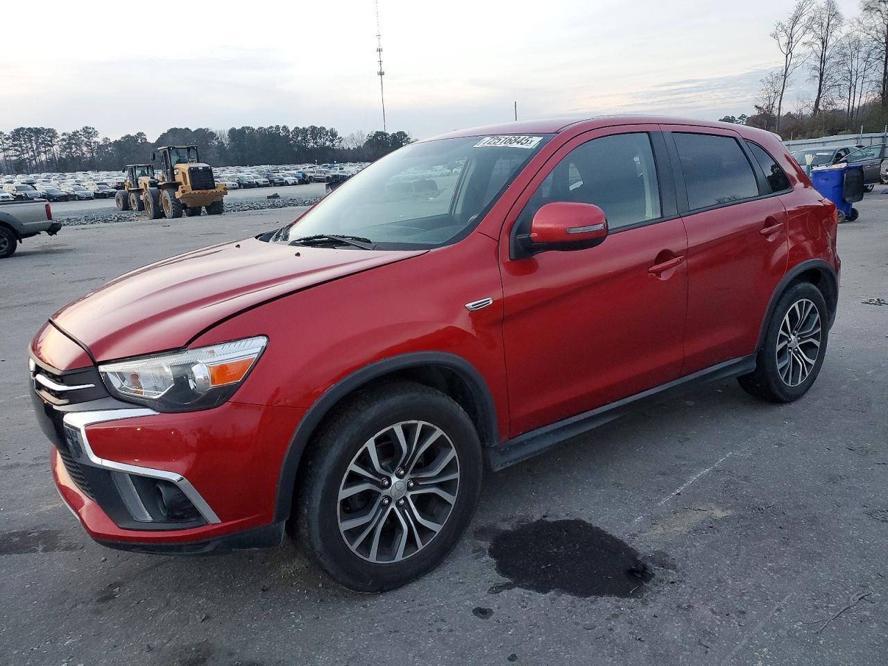 Salvage Mitsubishi Outlander Image