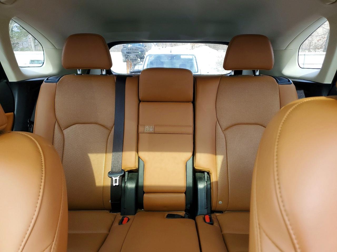 Lexus RX Base