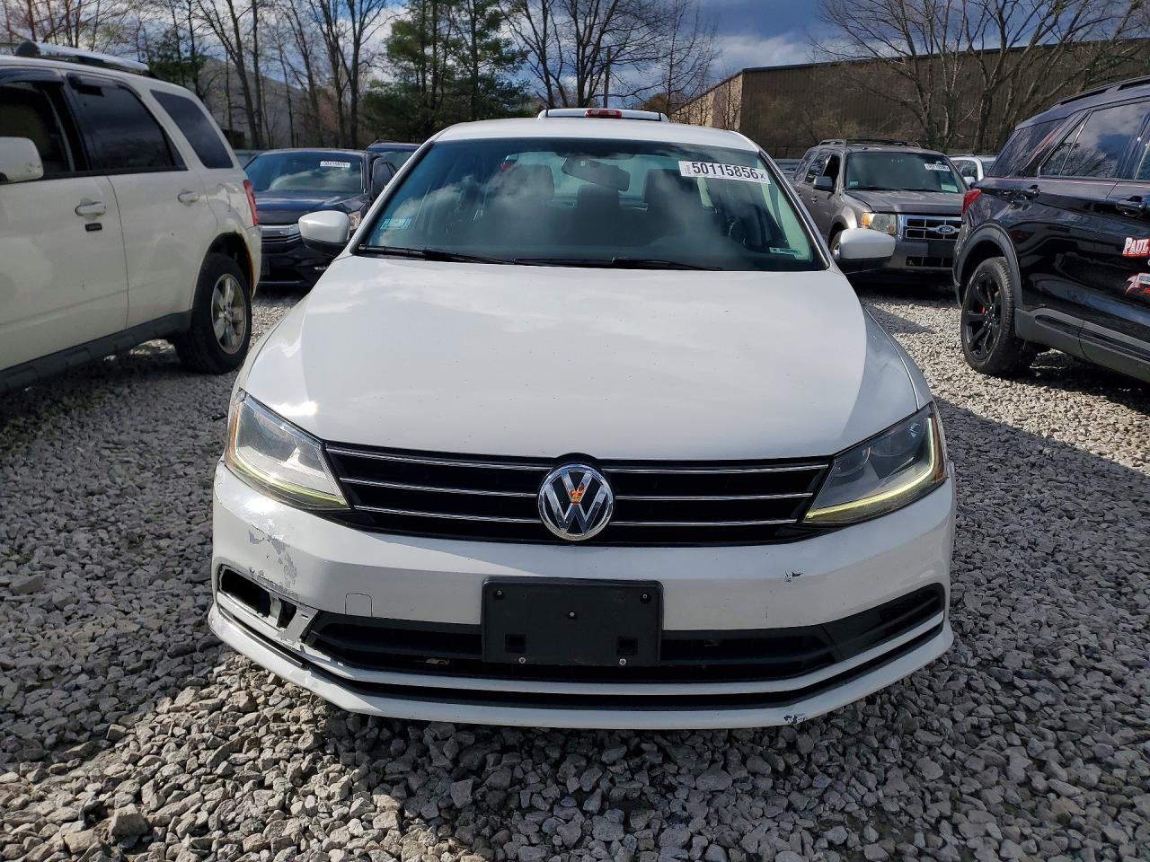 Volkswagen Jetta S