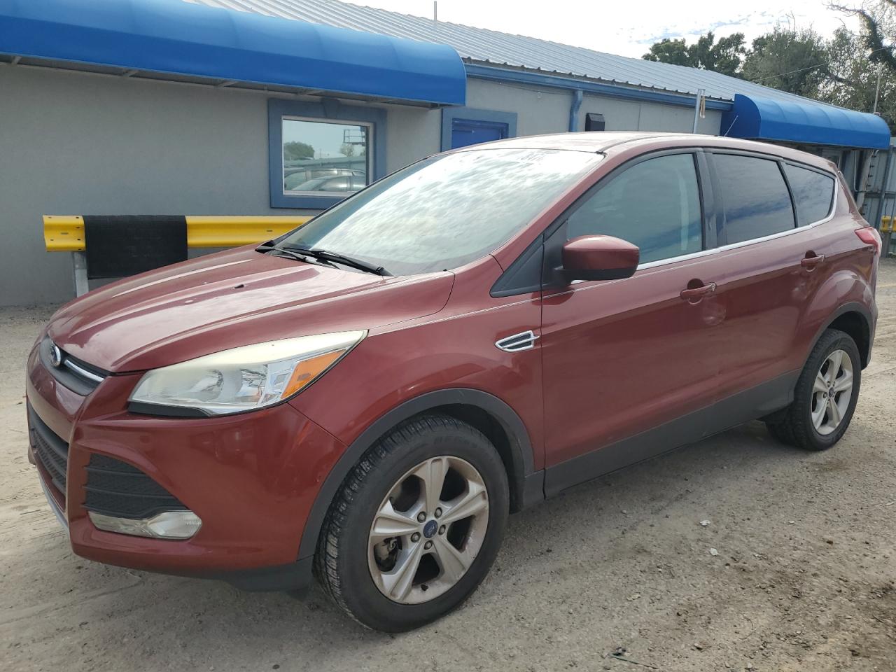 Salvage Ford Escape Image