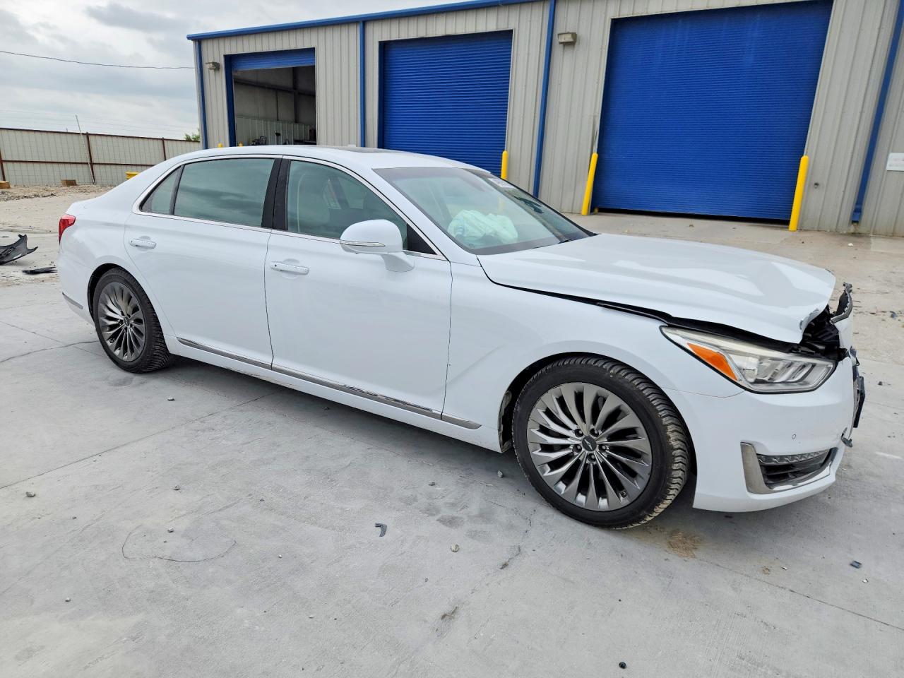 Genesis G90 Premium