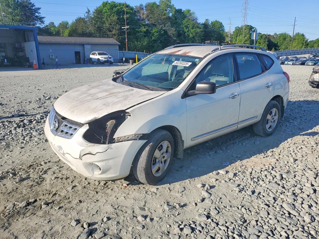 Salvage Nissan Rogue Image