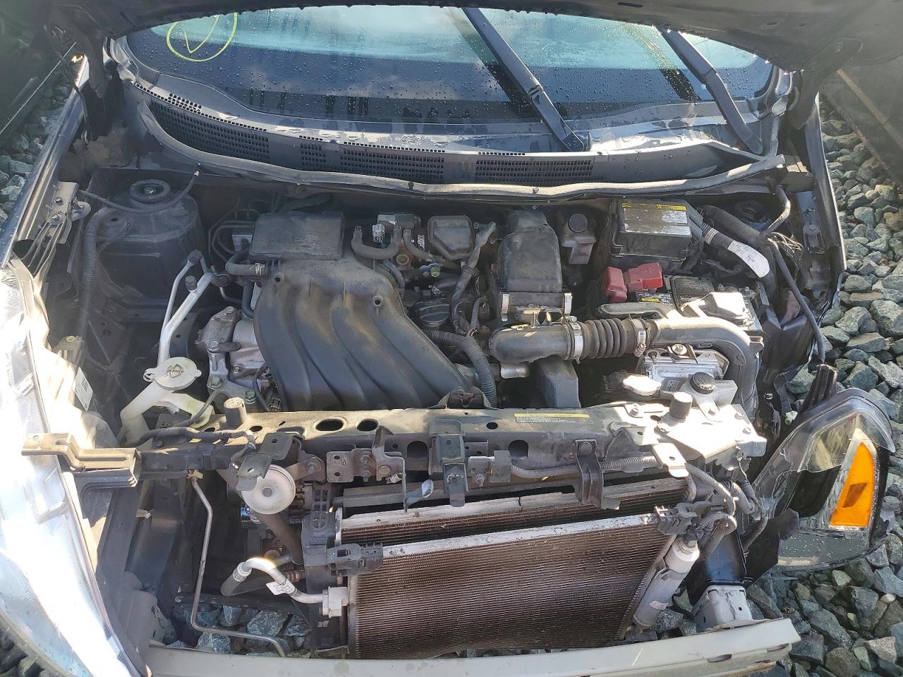 Nissan Versa S