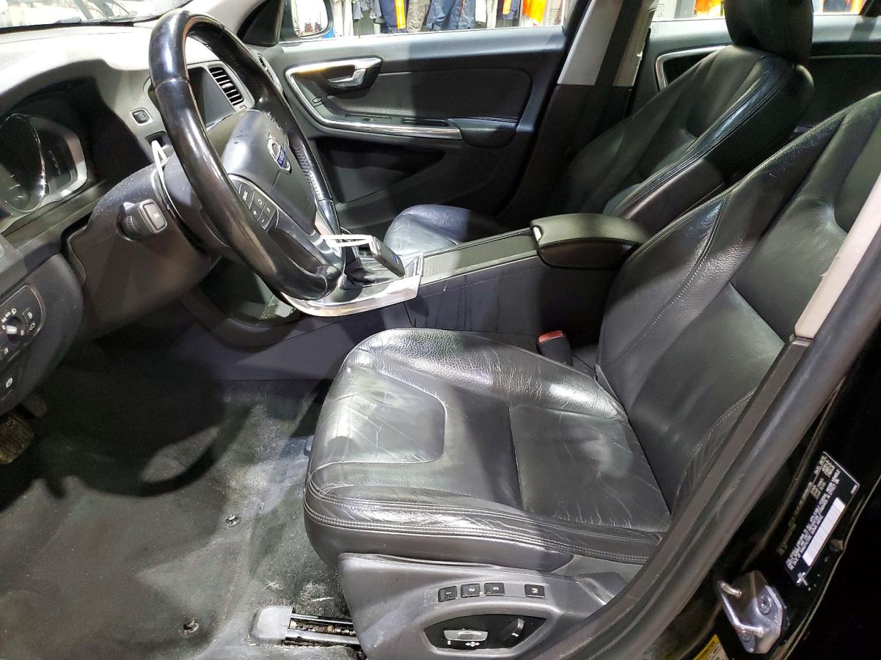 Volvo S60 T5