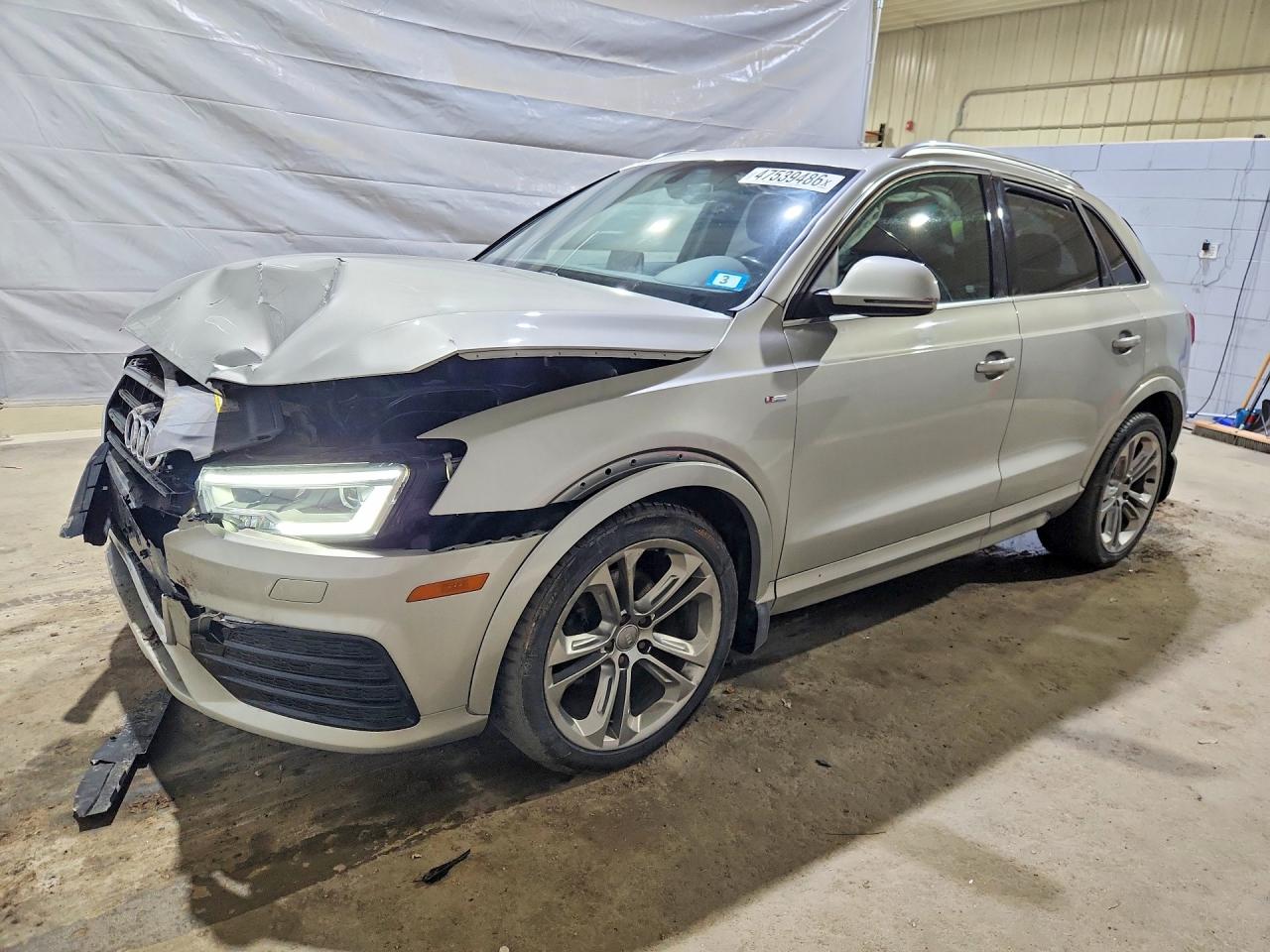 Salvage Audi Q3 Image