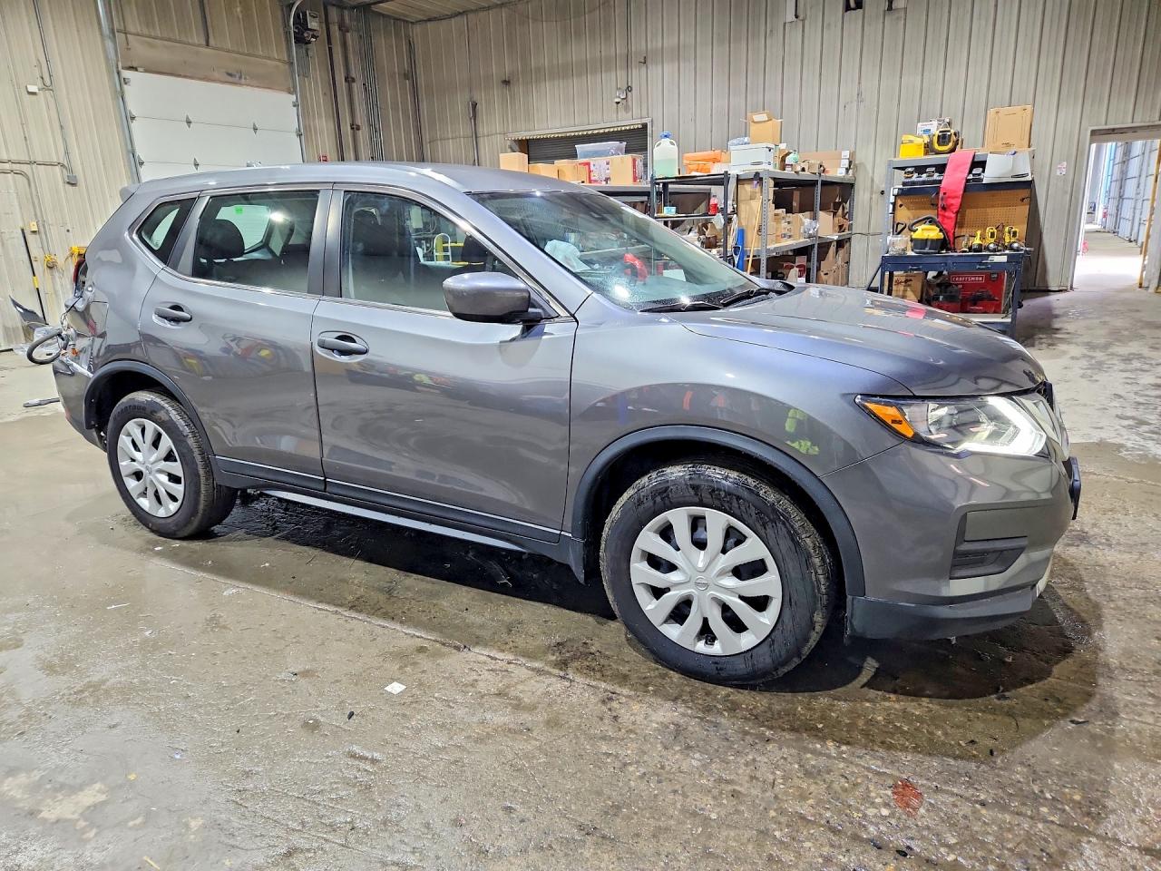 Nissan Rogue S