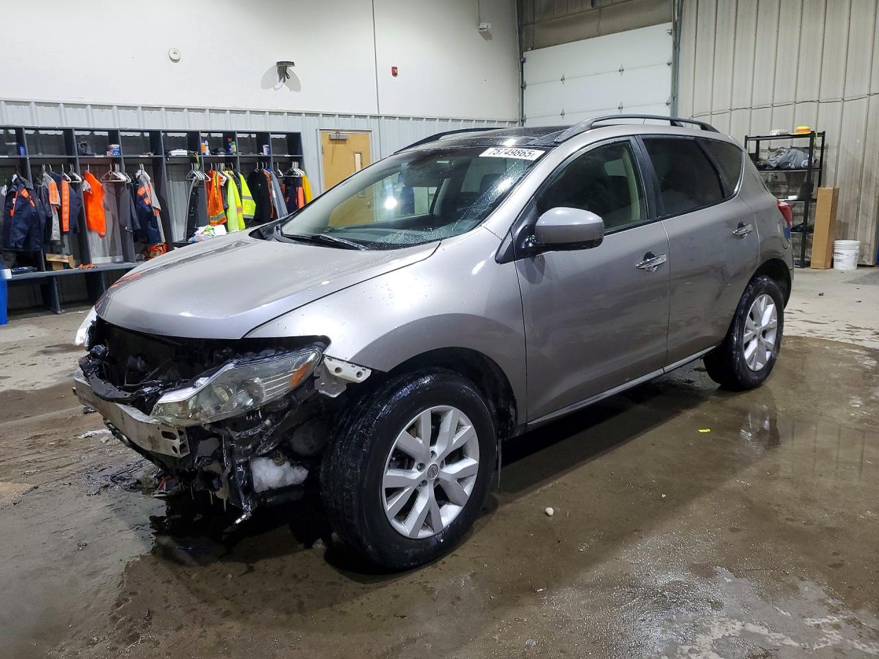 Salvage Nissan Murano Image