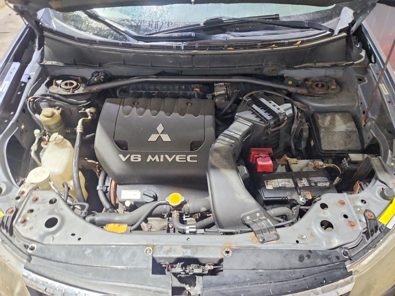 Mitsubishi Outlander Xls