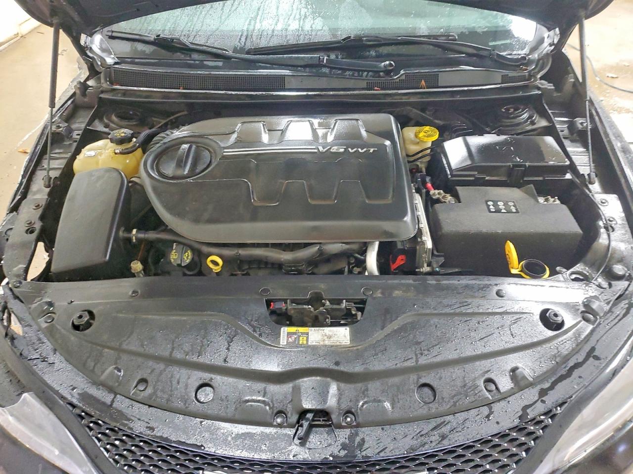 Chrysler 200 S