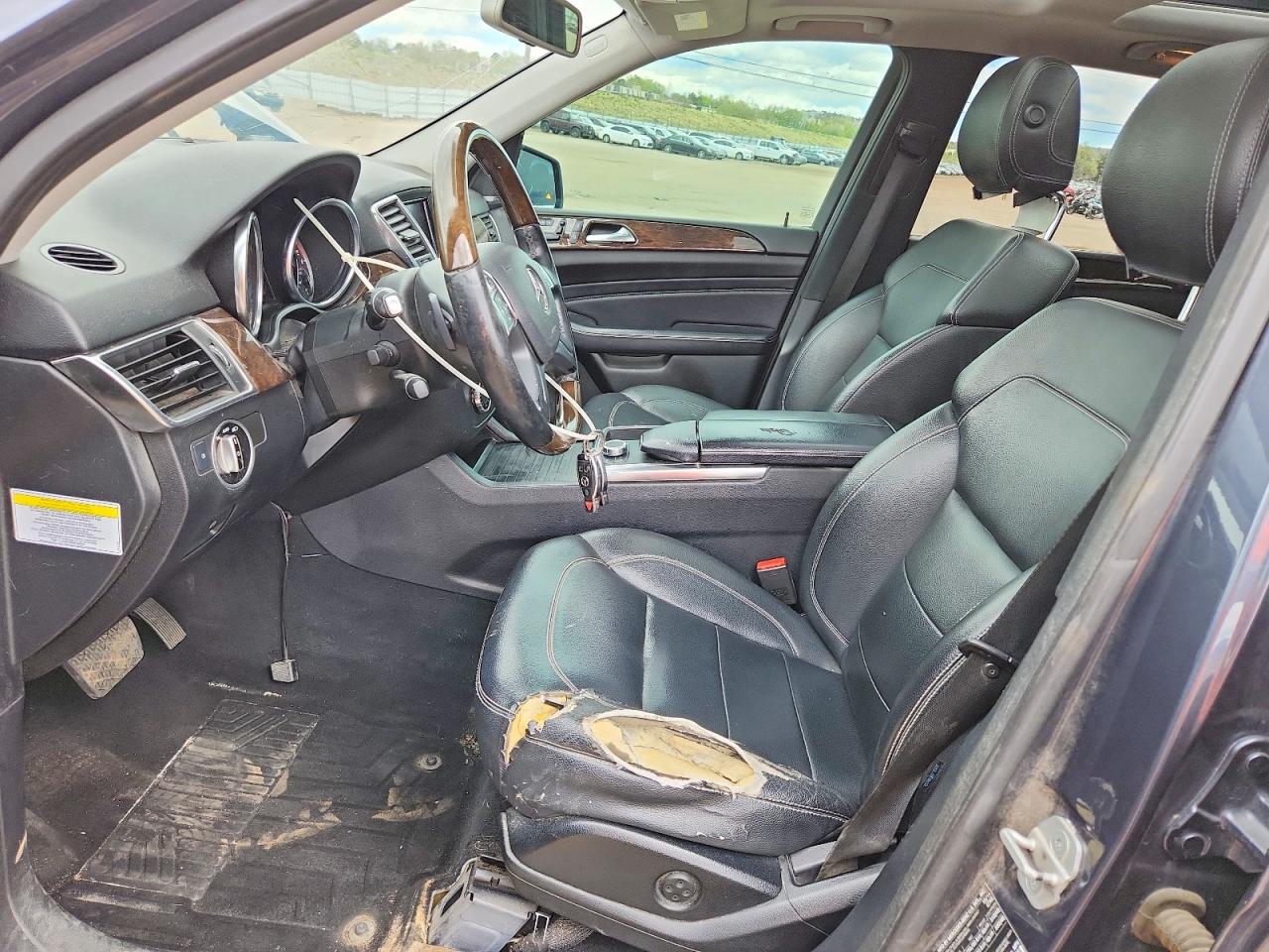 Mercedes-Benz M-Class 350 Bluetec