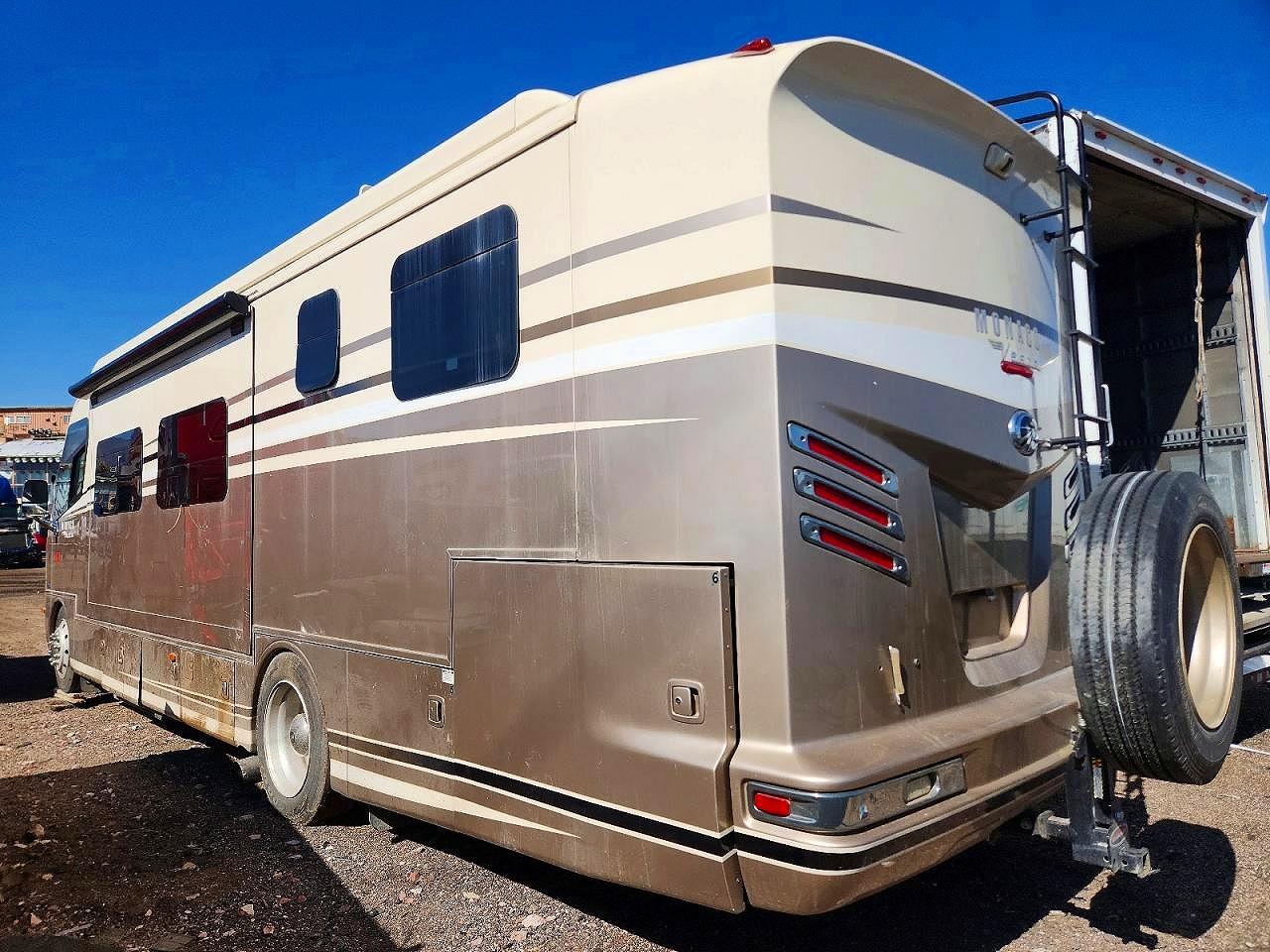 Monon 45x96 Motorhome