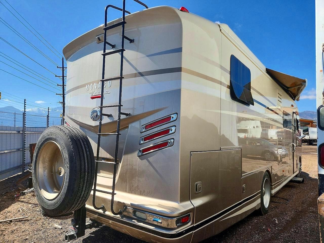 Monon 45x96 Motorhome