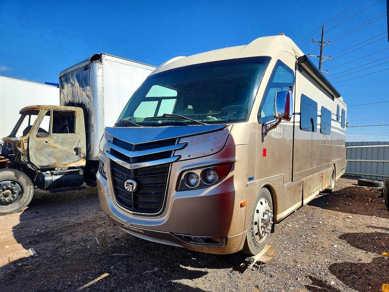 Monon 45x96 Motorhome