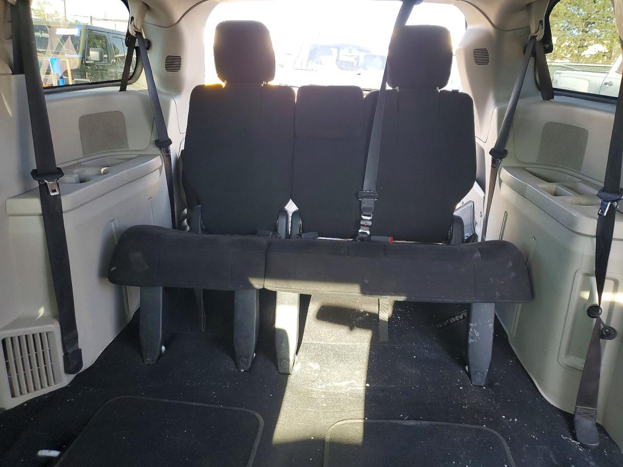 Dodge Caravan Sxt