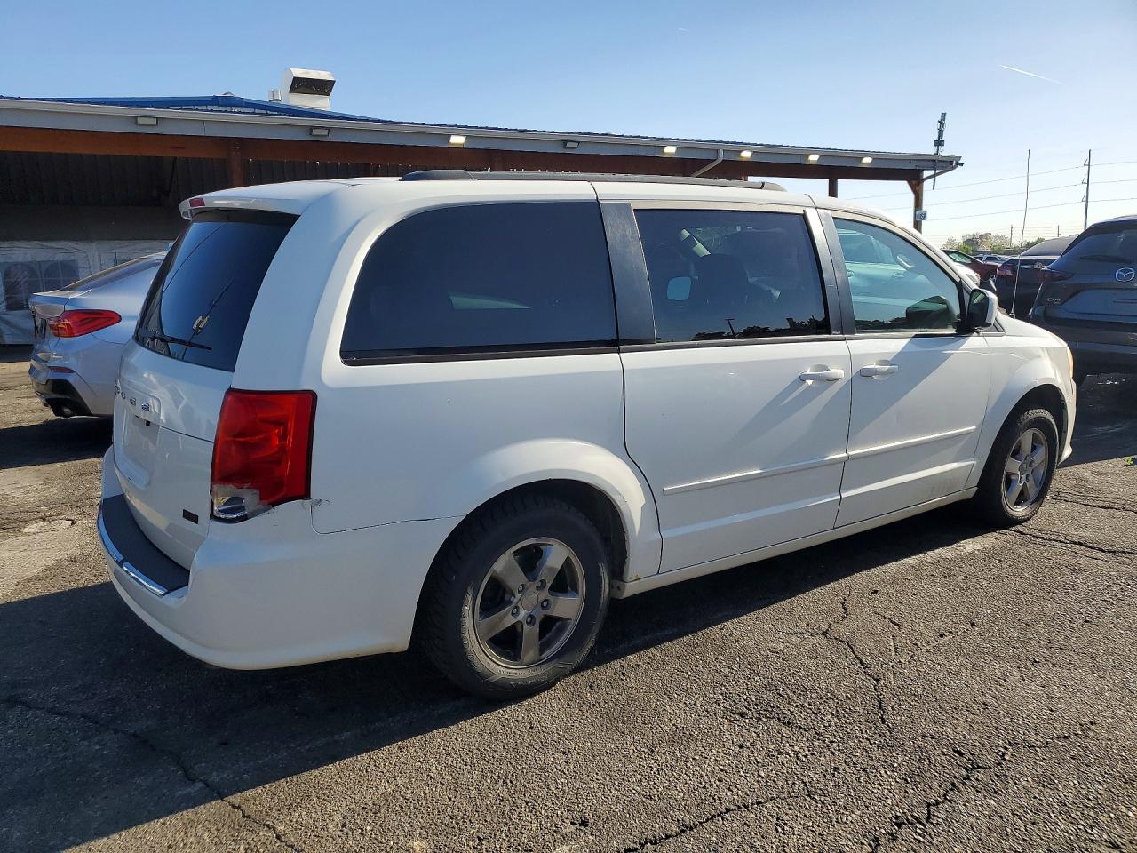 Dodge Caravan Sxt