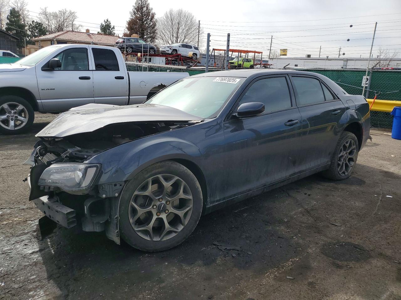 Salvage Chrysler 300 Image