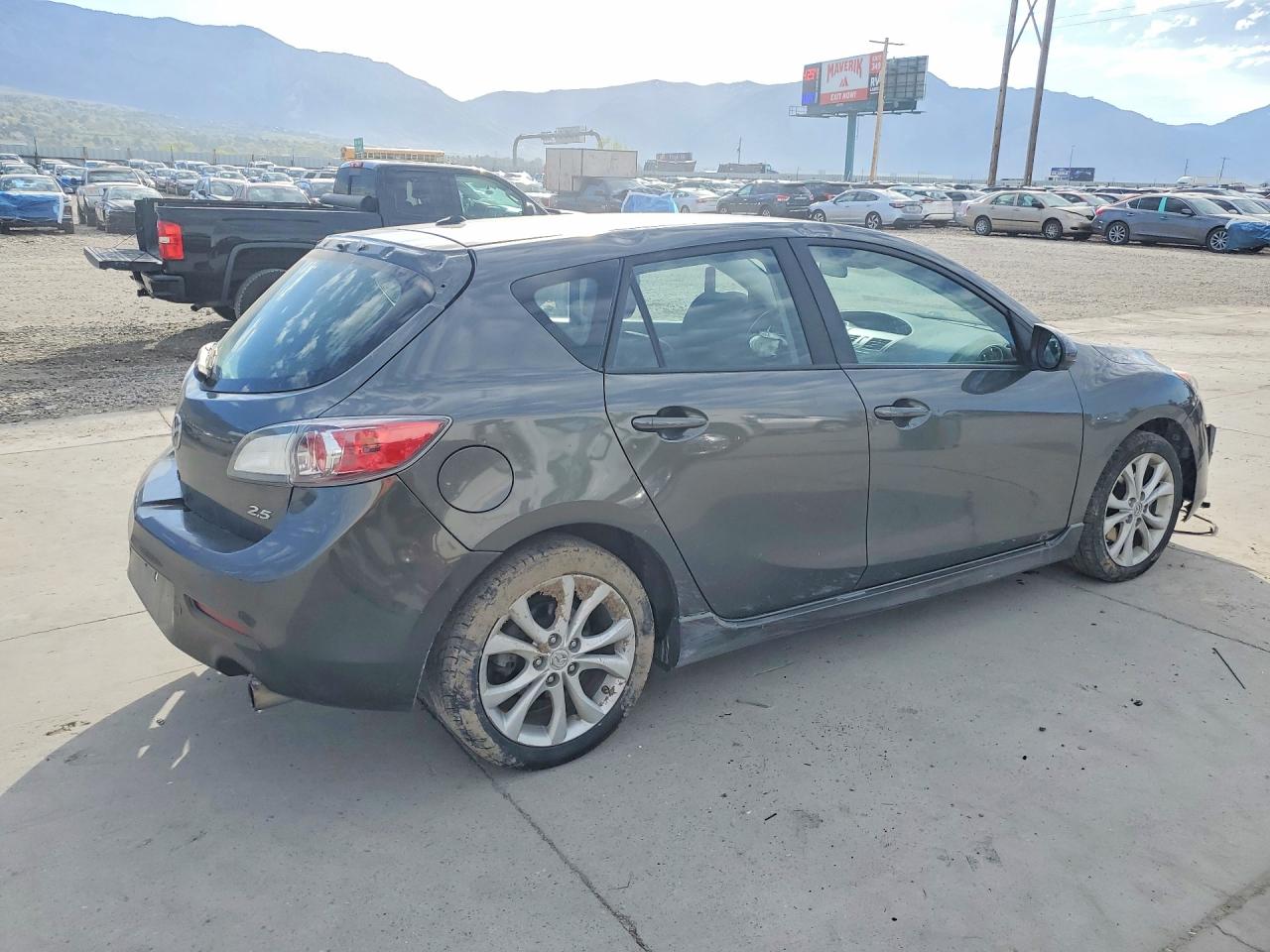 Mazda Mazda3 S