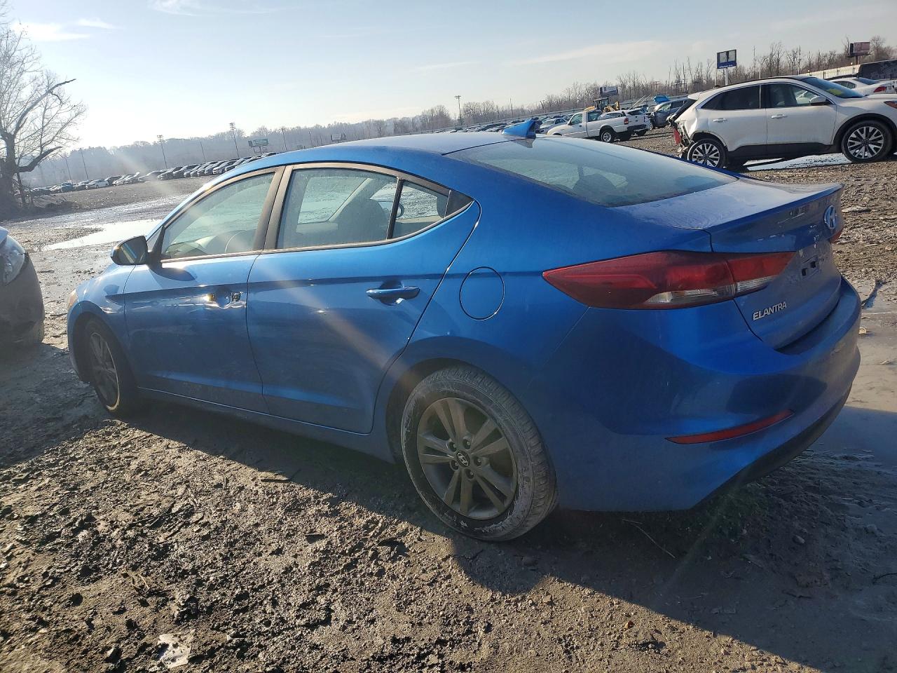 Hyundai ELANTRA Sel